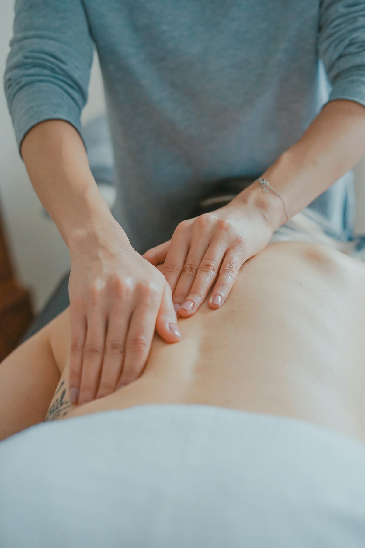 Senior Therapist — Potli & Kizhi